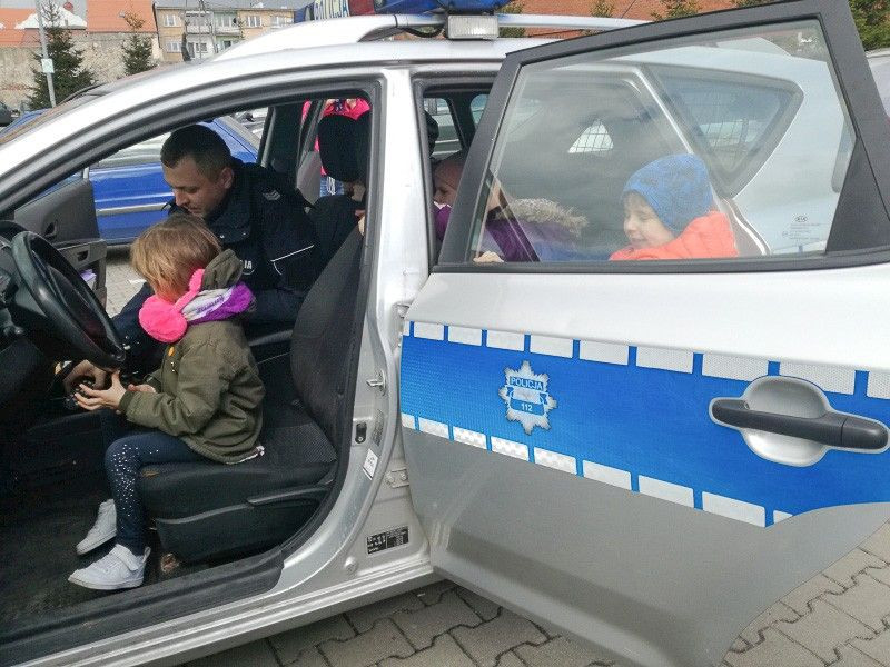 Komisarz Lew z wizytą w nowogrodzieckim przedszkolu