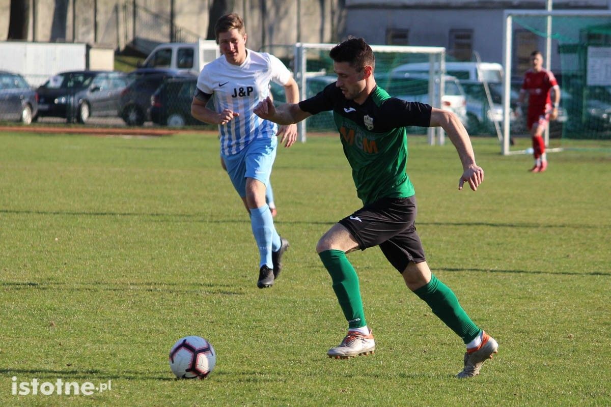 BKS wygrywa z Victorią Ruszów