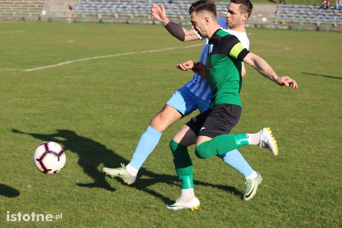 BKS wygrywa z Victorią Ruszów