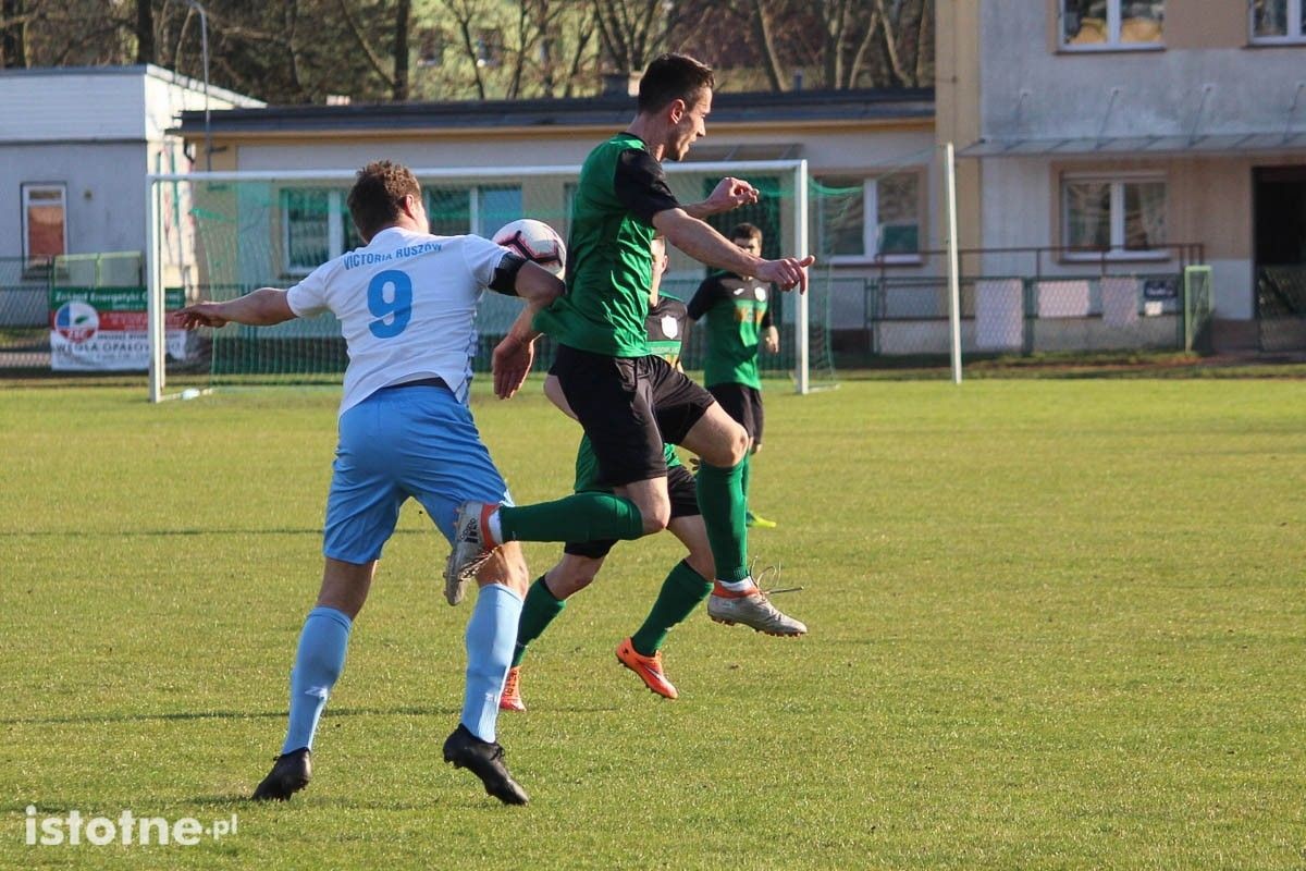 BKS wygrywa z Victorią Ruszów