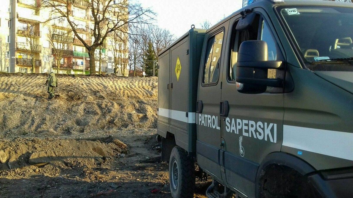 Akcja saperska w centrum miasta. Znaleźli prawie 60 przedmiotów wybuchowych