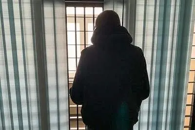 Bezdomny podpalił dach na Dolnych Młynach. Odpowie też za kradzież