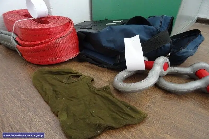 Dolnośląscy policjanci rozbili grupę napadającą na bankomaty