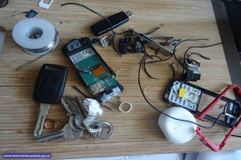 Dolnośląscy policjanci rozbili grupę napadającą na bankomaty