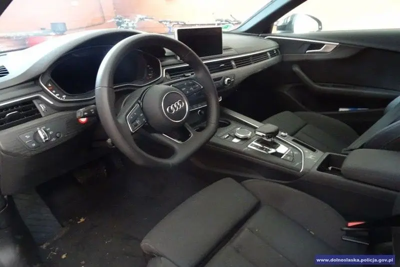 Policjant na wolnym odzyskał skradzione w Niemczech audi. Wartość auta: 100 tys. zł