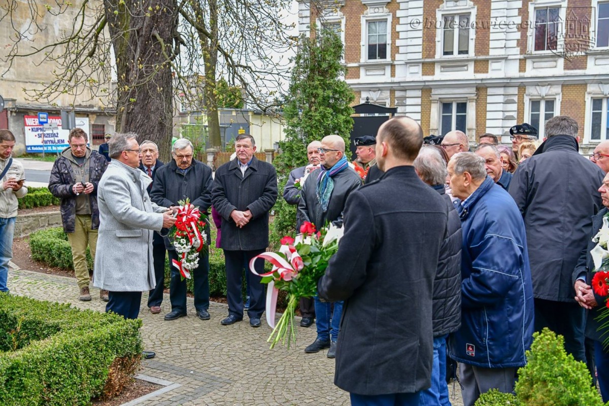Bolesławianie uczcili pamięć ofiar katastrofy smoleńskiej
