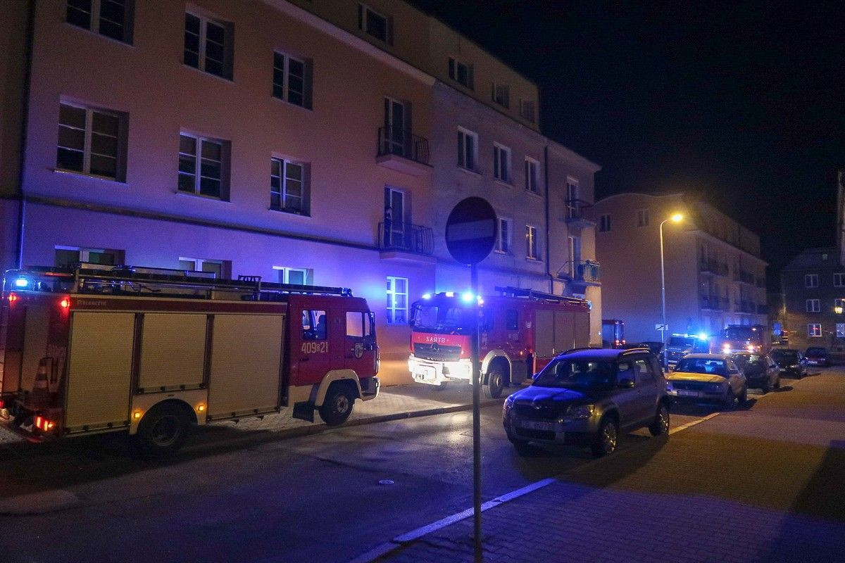 Nocna akcja służb ratunkowych przy Armii Krajowej