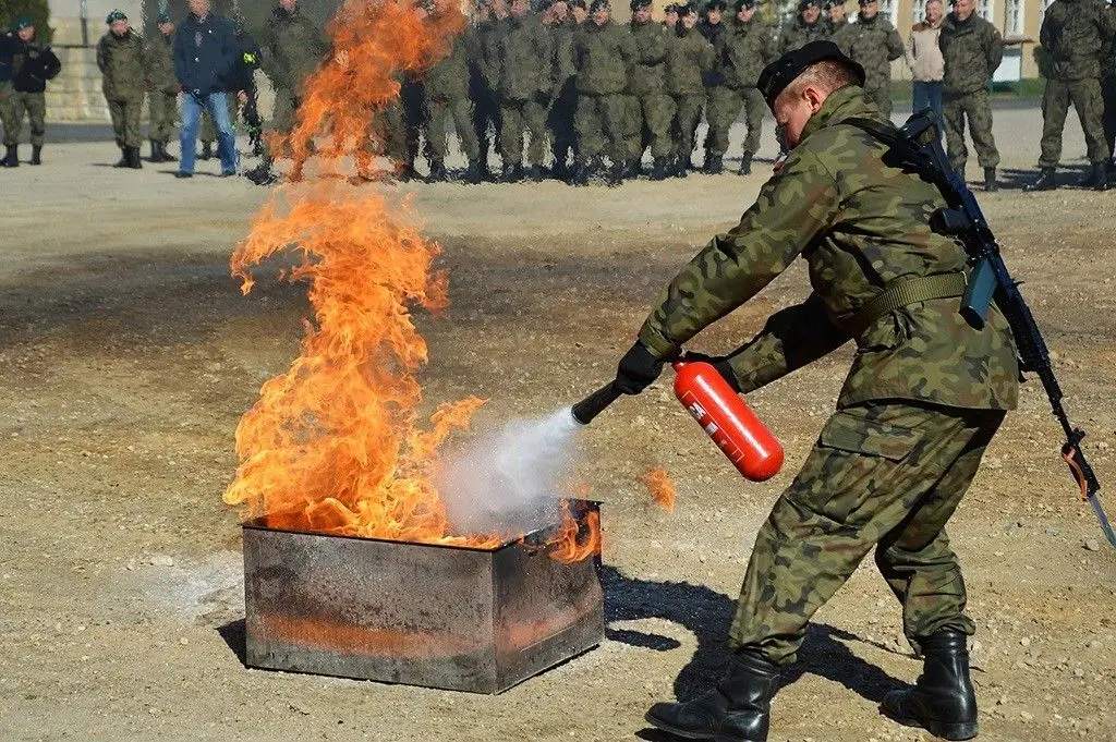 Alarm pożarowy w 23 Pułku Artylerii