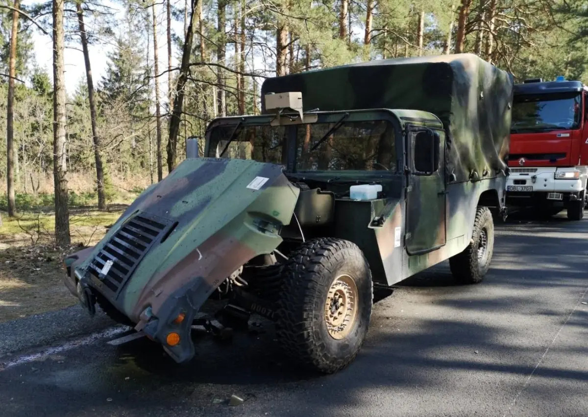 Zderzenie i pożar pojazdów US Army