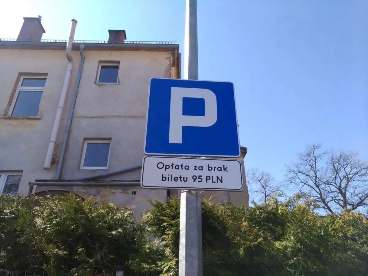 Parkometr na parkingu Lidla