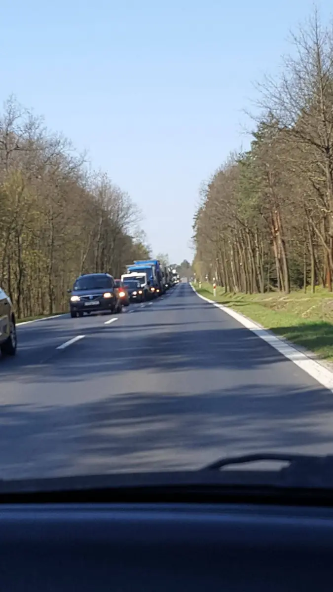 Korki na wjeździe do Bolesławca