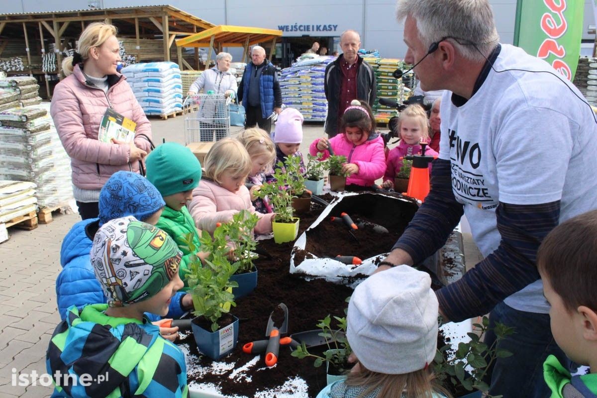 Przedszkolaki w PSB Mrówka