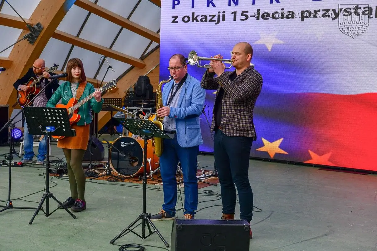 Жителі Bolesławiec відзначили 15-річчя Польщі в Європейському Союзі