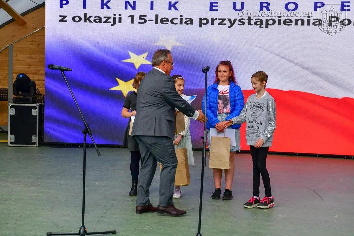 Жителі Bolesławiec відзначили 15-річчя Польщі в Європейському Союзі
