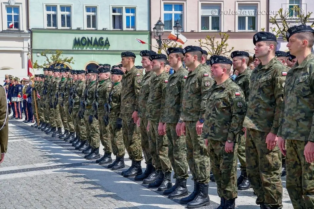 Dzień Flagi na bolesławieckim Rynku