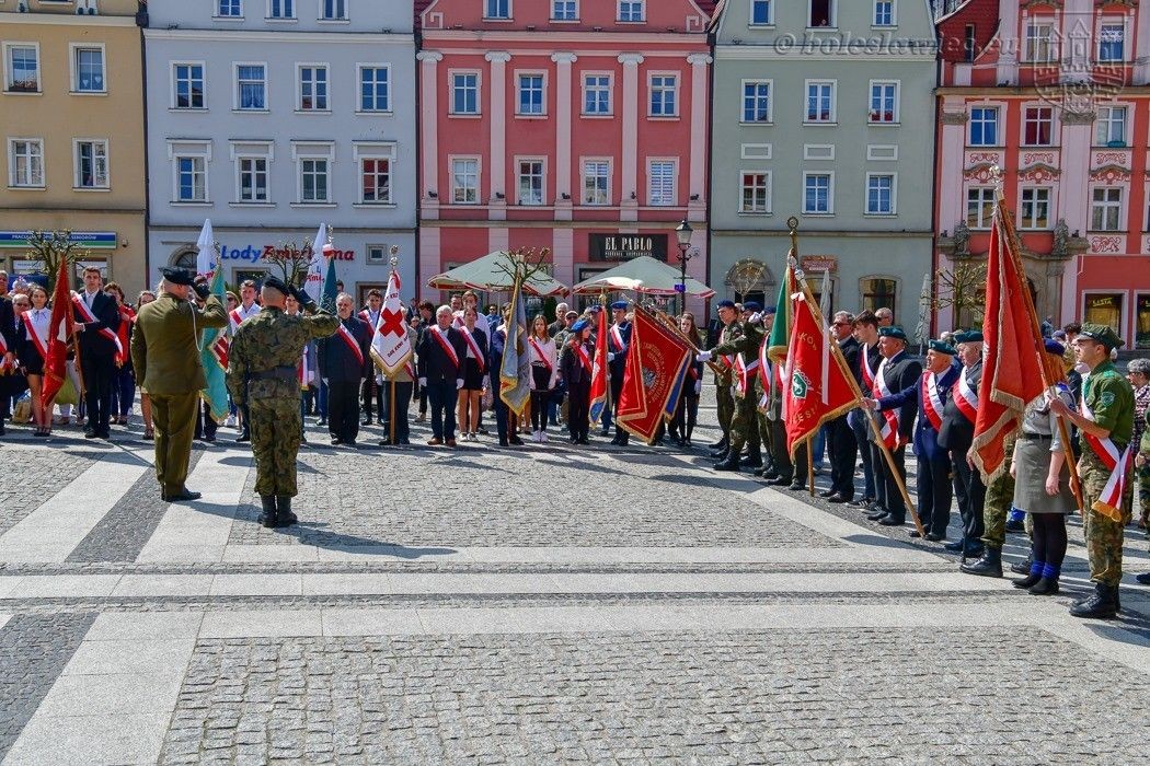 Dzień Flagi na bolesławieckim Rynku
