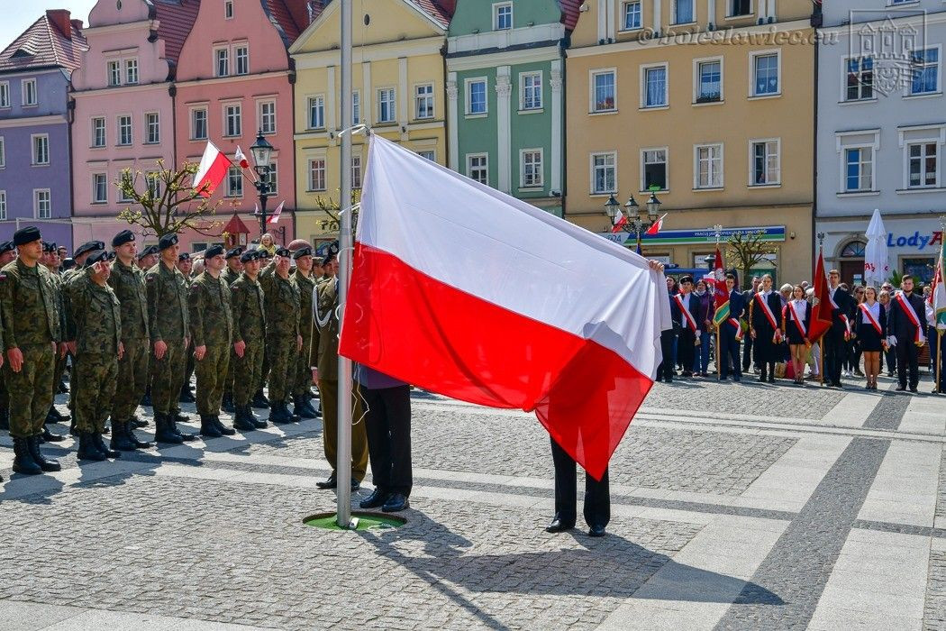 Dzień Flagi na bolesławieckim Rynku