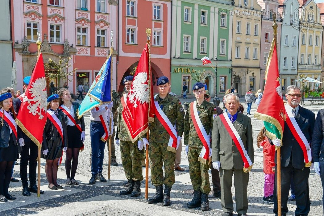 Dzień Flagi na bolesławieckim Rynku
