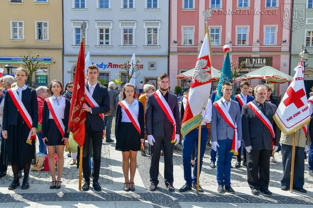 Dzień Flagi na bolesławieckim Rynku