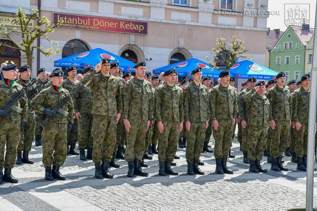 Dzień Flagi na bolesławieckim Rynku