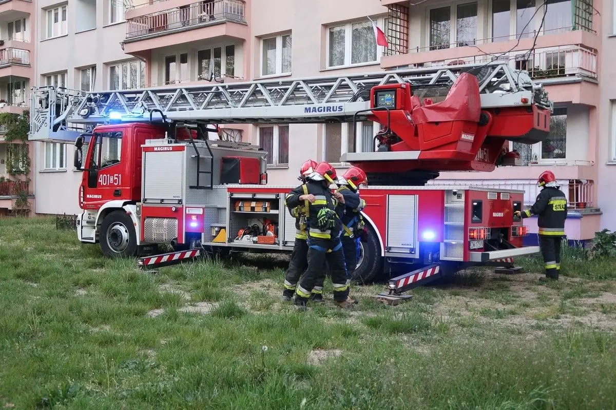 Akcja strażaków przy ul. Jana Pawła II