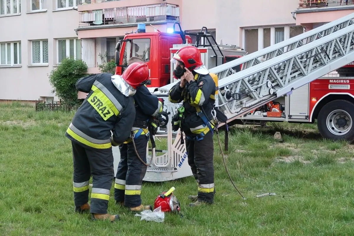 Akcja strażaków przy ul. Jana Pawła II