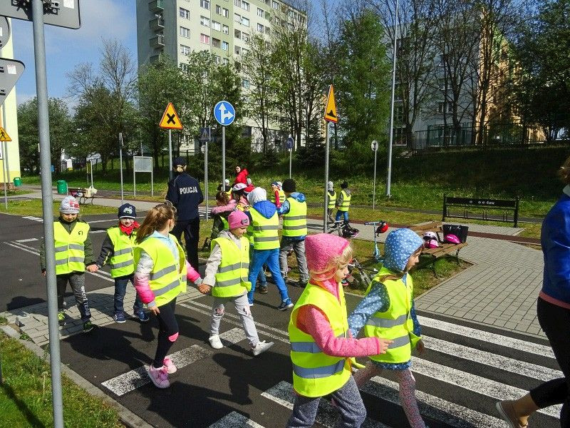 Fani hulajnóg z Iwin opanowali Miasteczko Ruchu Drogowego