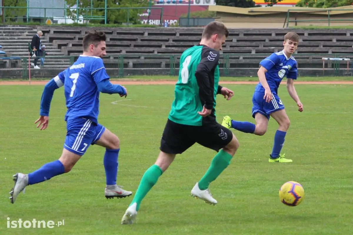 Juniorzy starsi BKS pokonali juniorów KSK