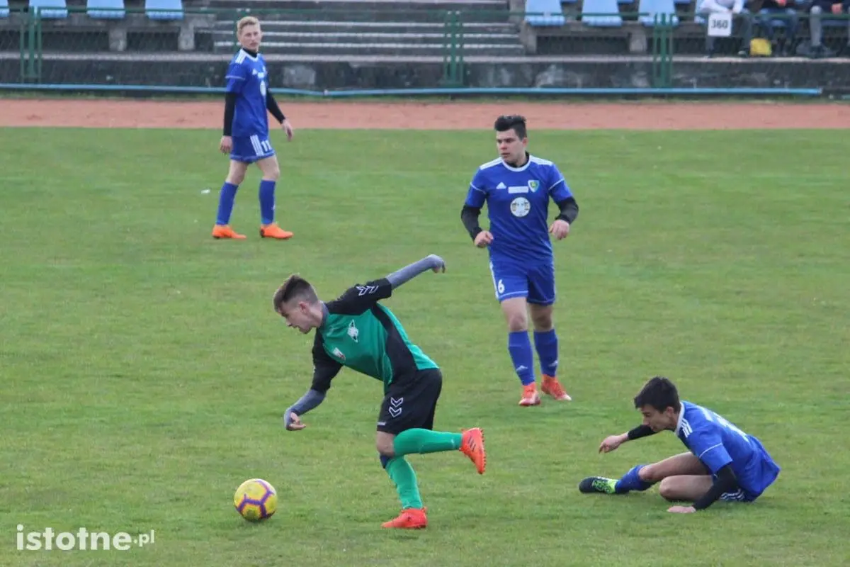 Juniorzy starsi BKS pokonali juniorów KSK