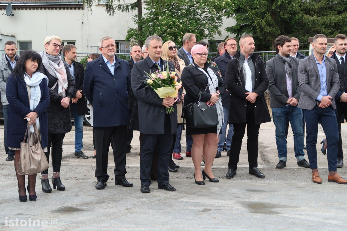 Wmurowanie kamienia węgielnego przy budowie parku handlowego Stary Dworzec