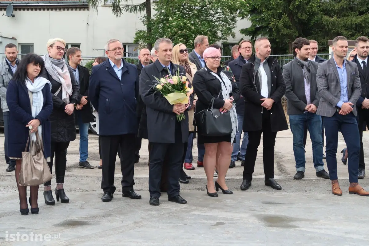 Wmurowanie kamienia węgielnego przy budowie parku handlowego Stary Dworzec
