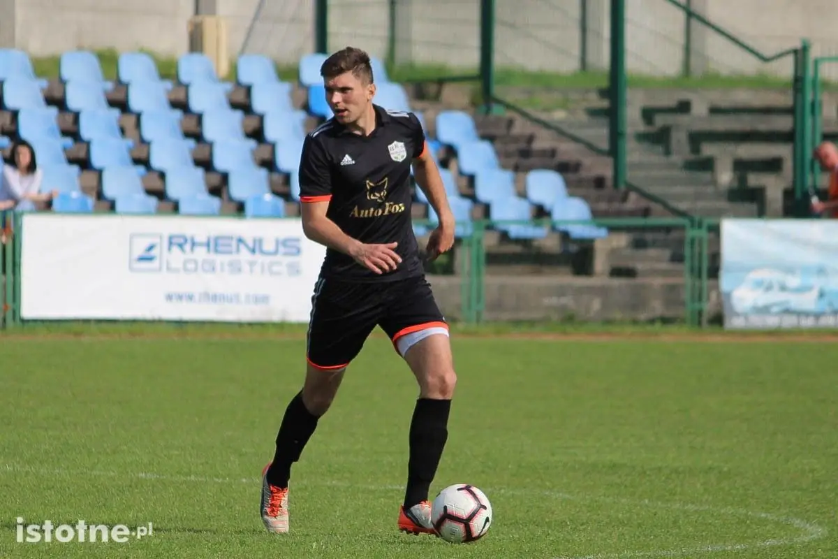BKS przegrał z AKS-em Strzegom 1:3