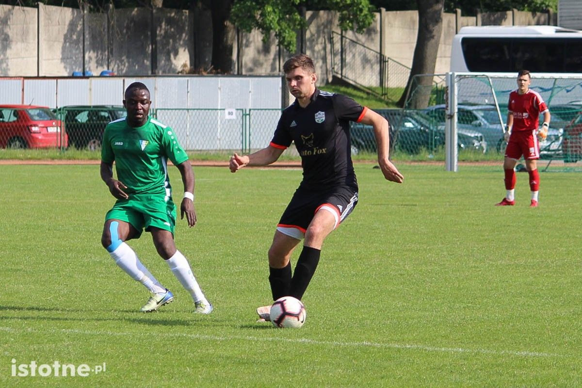 BKS przegrał z AKS-em Strzegom 1:3