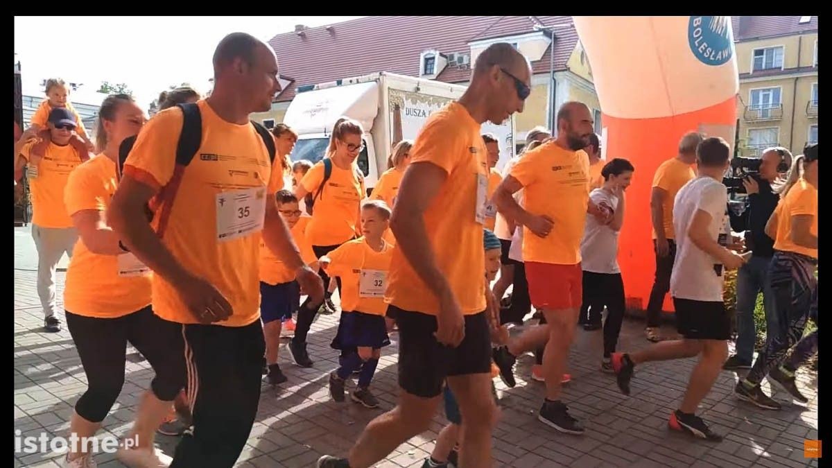 Biegacze w czasie 8 Rundki z Powiatem Bolesławieckim