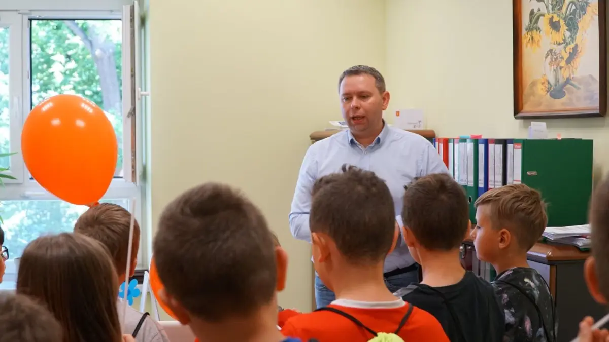 Urzędnicy vs dzieci
