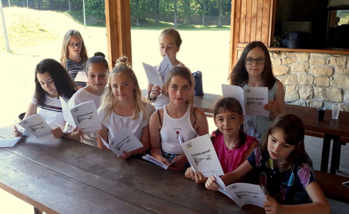 Rodzinne śpiewanie w Szkole Podstawowej nr 3