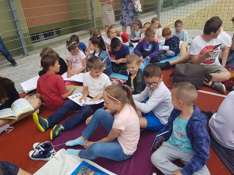 Akcja czytelnicza w szkole Podstawowej nr 5