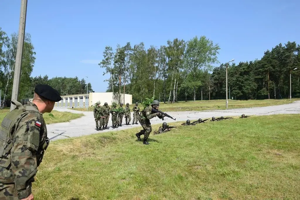 Młodzi żołnierze