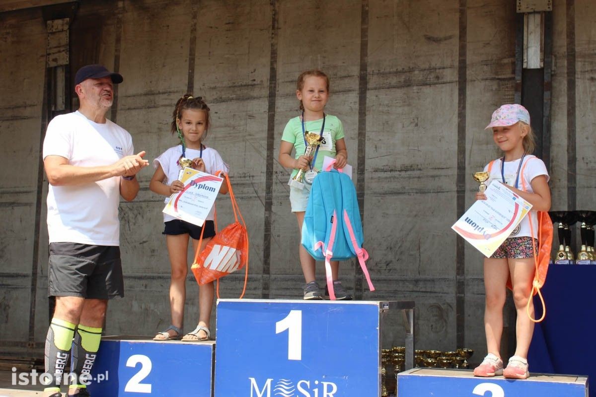 Zwycięzcy Letniego Biegu Między Mostami