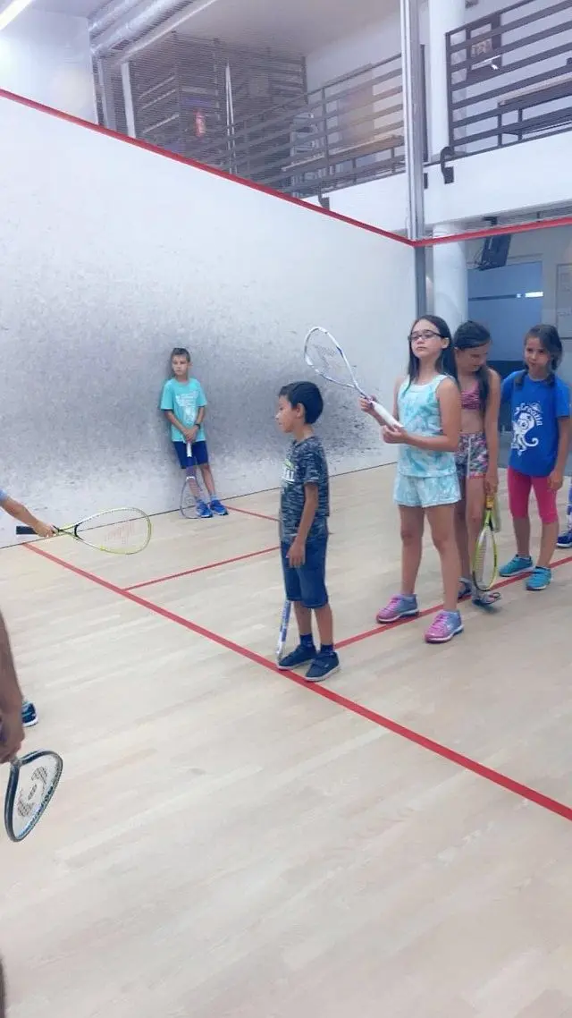 Letnie sportowe półkolonie w Squashstacji