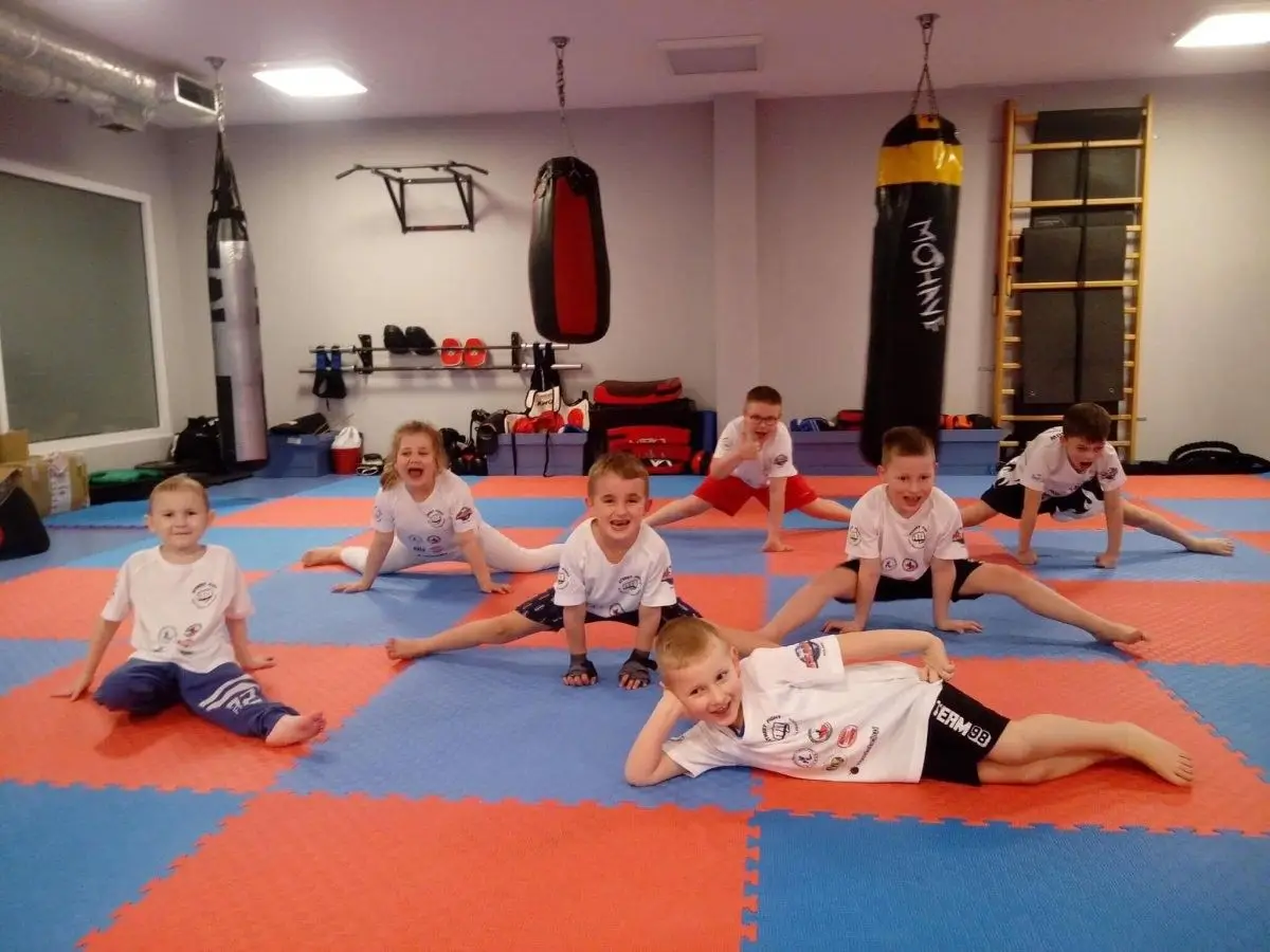 Letnie sportowe półkolonie w Squashstacji