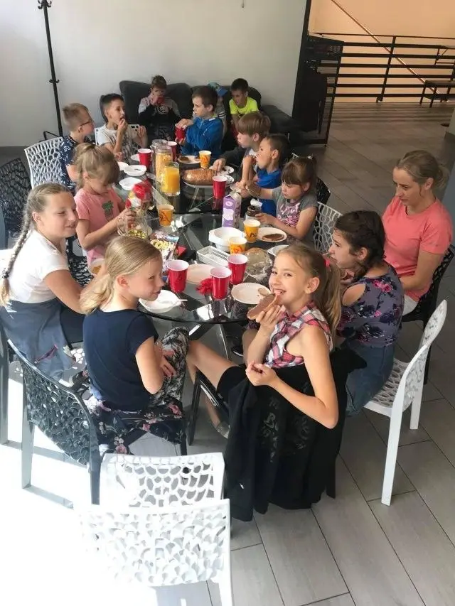 Letnie sportowe półkolonie w Squashstacji