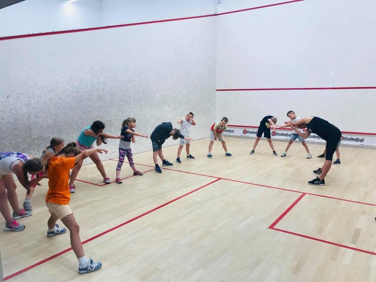 Letnie sportowe półkolonie w Squashstacji
