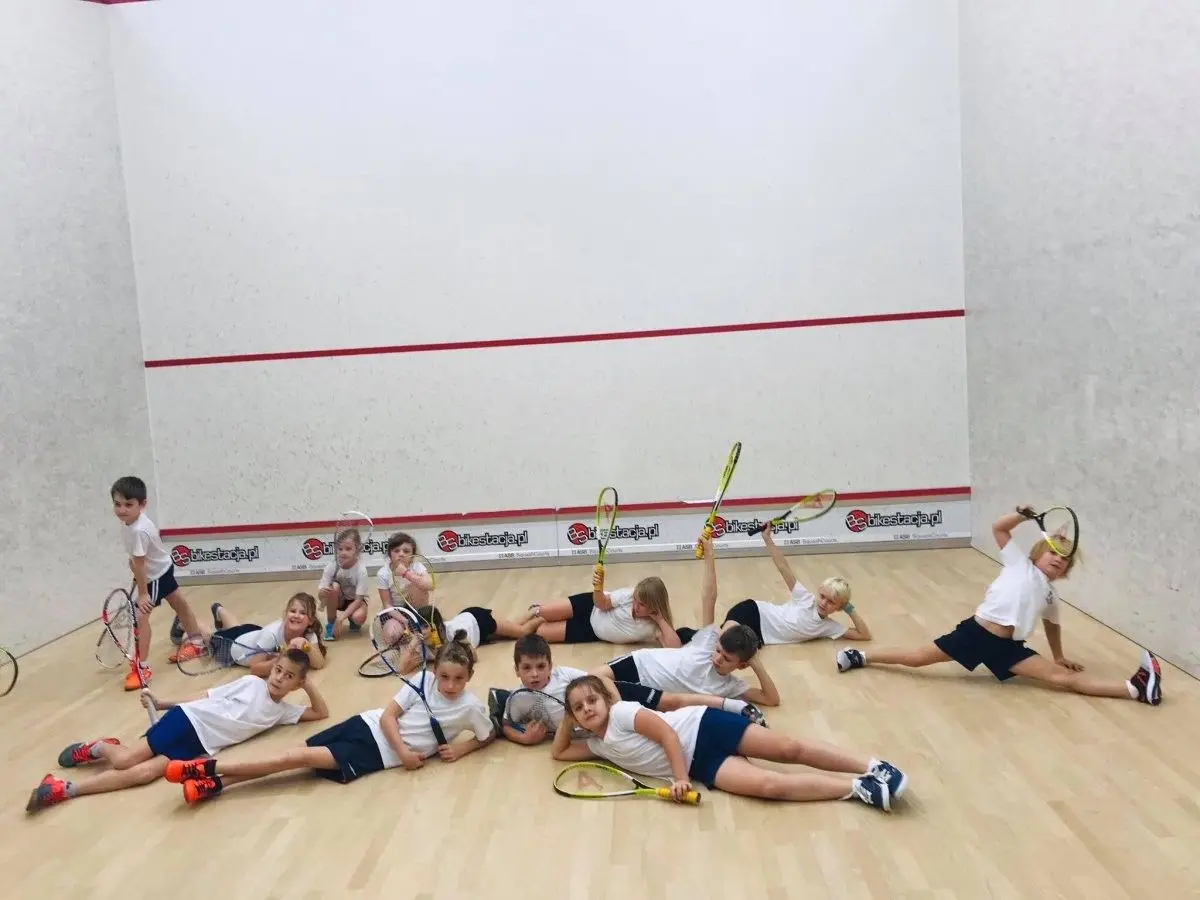 Letnie sportowe półkolonie w Squashstacji