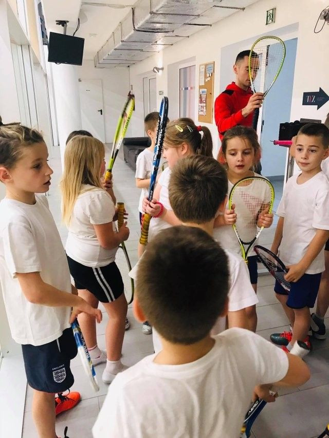 Letnie sportowe półkolonie w Squashstacji