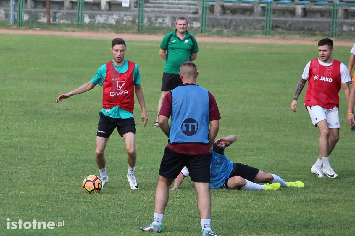 Mecz testowy na stadionie przy Spółdzielczej