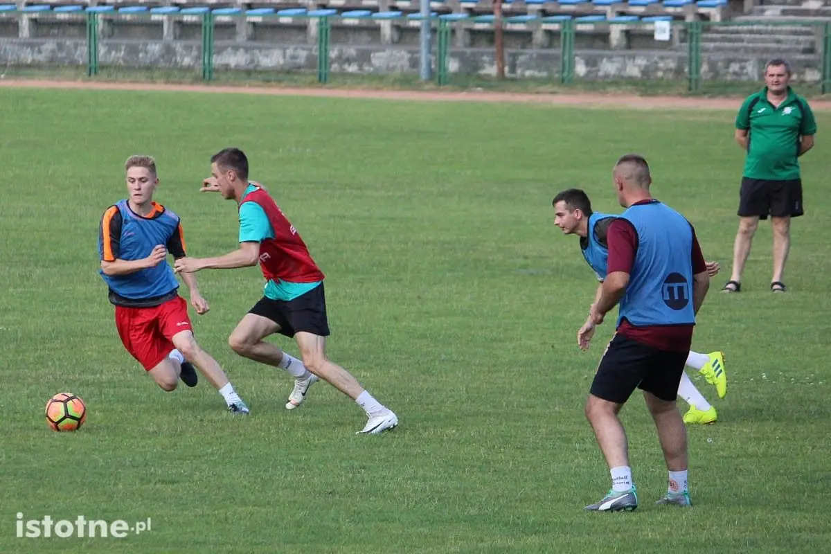 Mecz testowy na stadionie przy Spółdzielczej