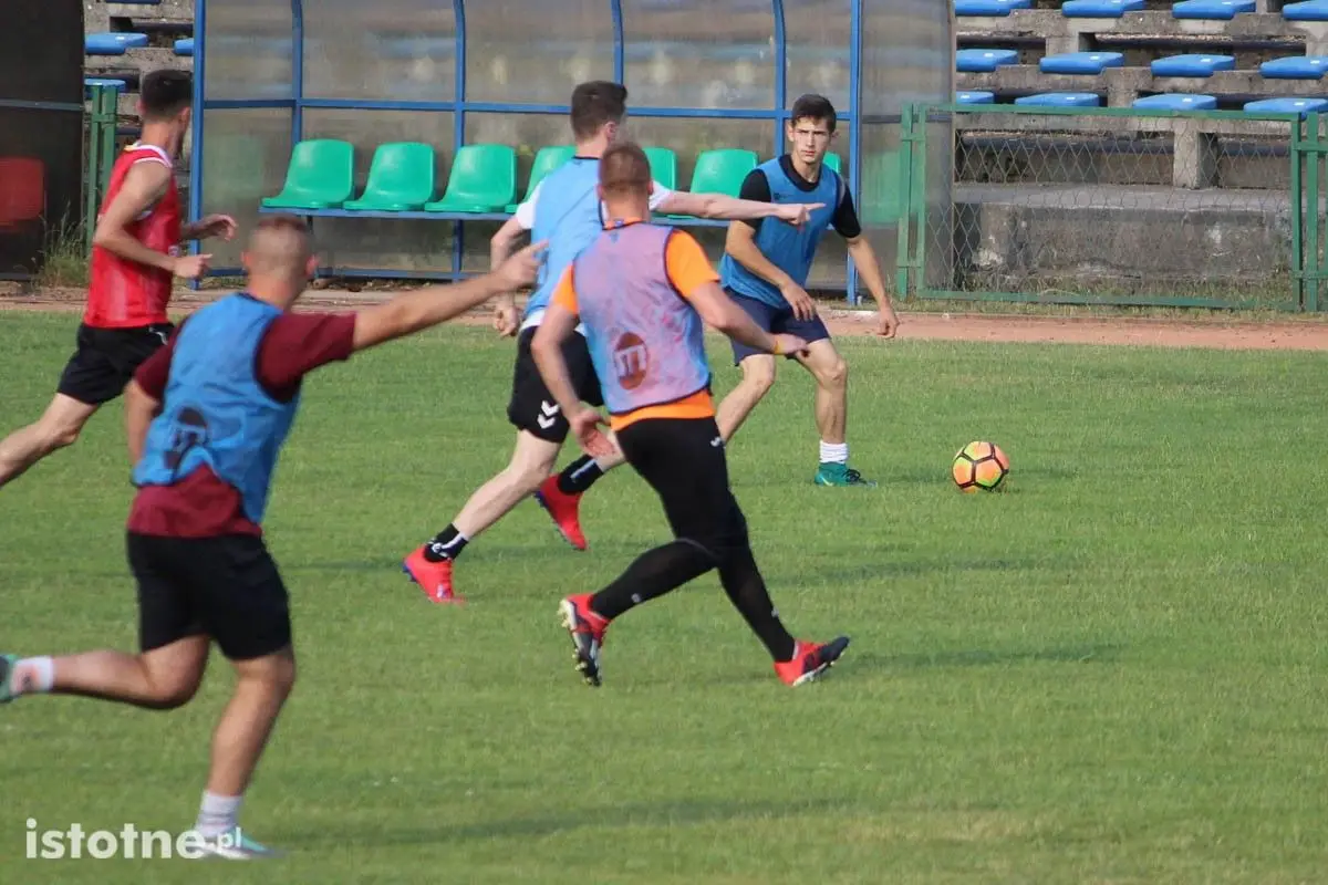 Mecz testowy na stadionie przy Spółdzielczej