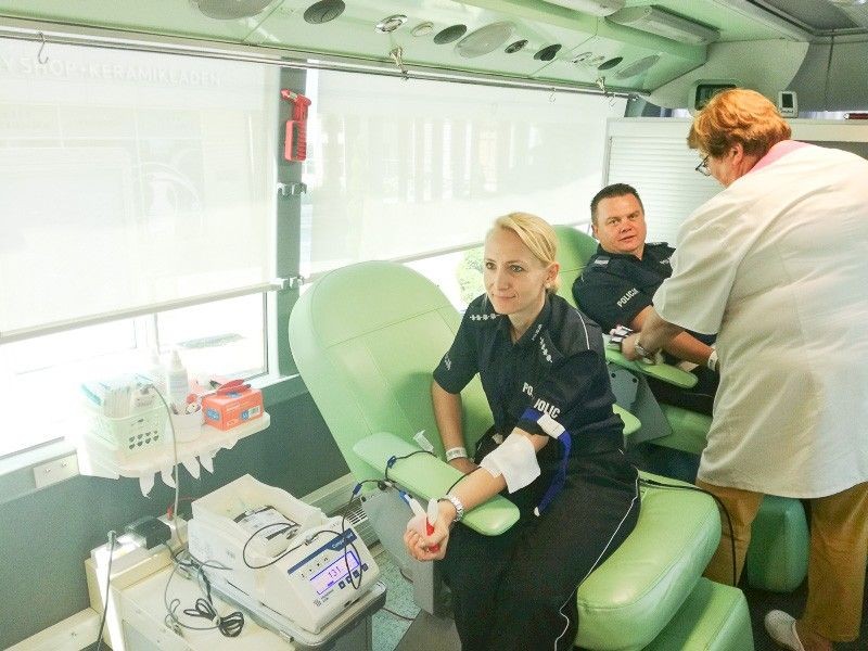 Policjanci oddali krew