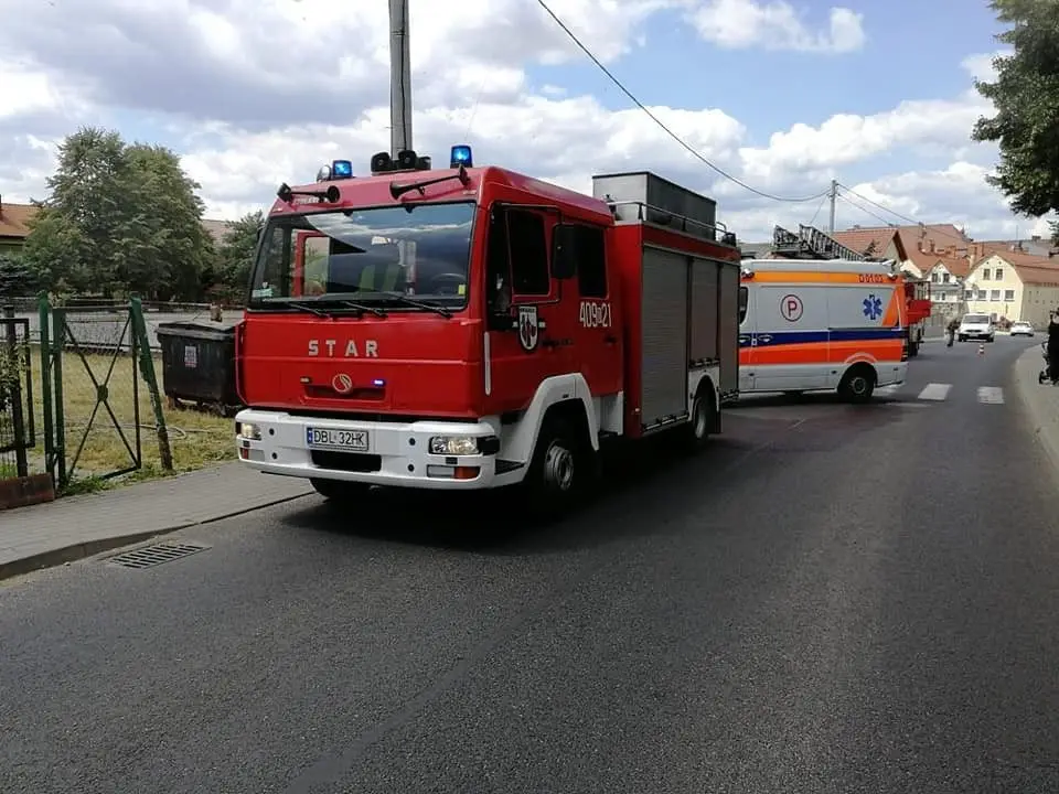 Pożar w budynku przy ul. Sienkiewicza w Nowogrodźcu